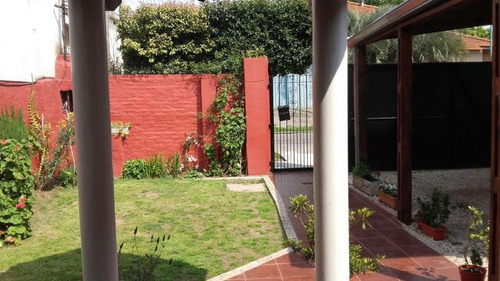 Imagen 8 de 14 de Vendemos Excepcional Casa En Quilmes Oeste