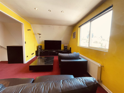 Casa En Arriendo De 5 Dorm. En Lo Barnechea