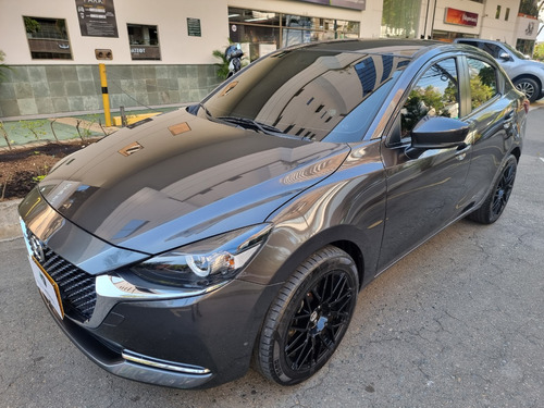 Mazda 2 1.5 Grand Touring Lx Sedan