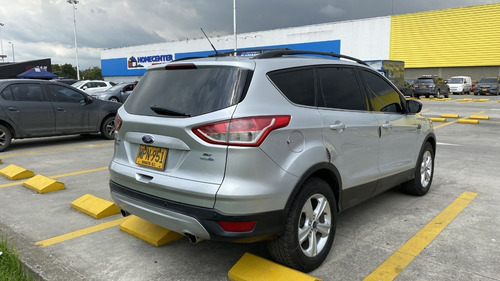 Imagen 9 de 25 de Ford Escape