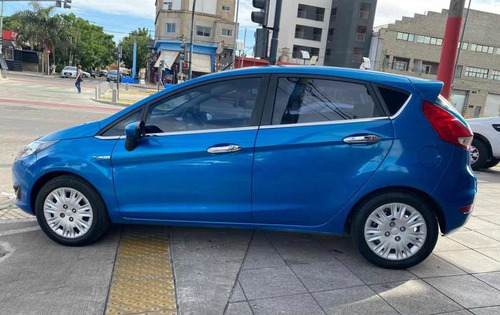 Ford Fiesta Kinetic Design 1.6 Se Plus 120cv 2015