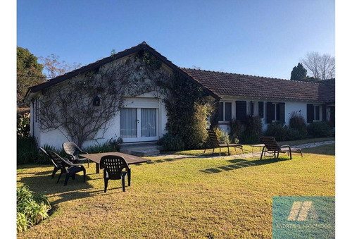 Imagen 3 de 18 de Venta Casa Bella Vista