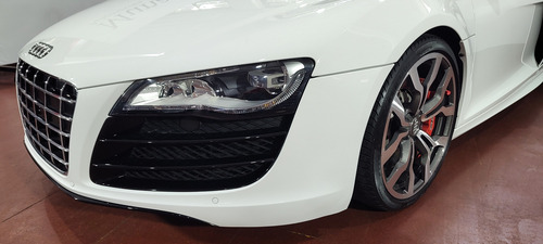 Imagen 6 de 15 de Audi R8 5.2 V10 Quattro 2011