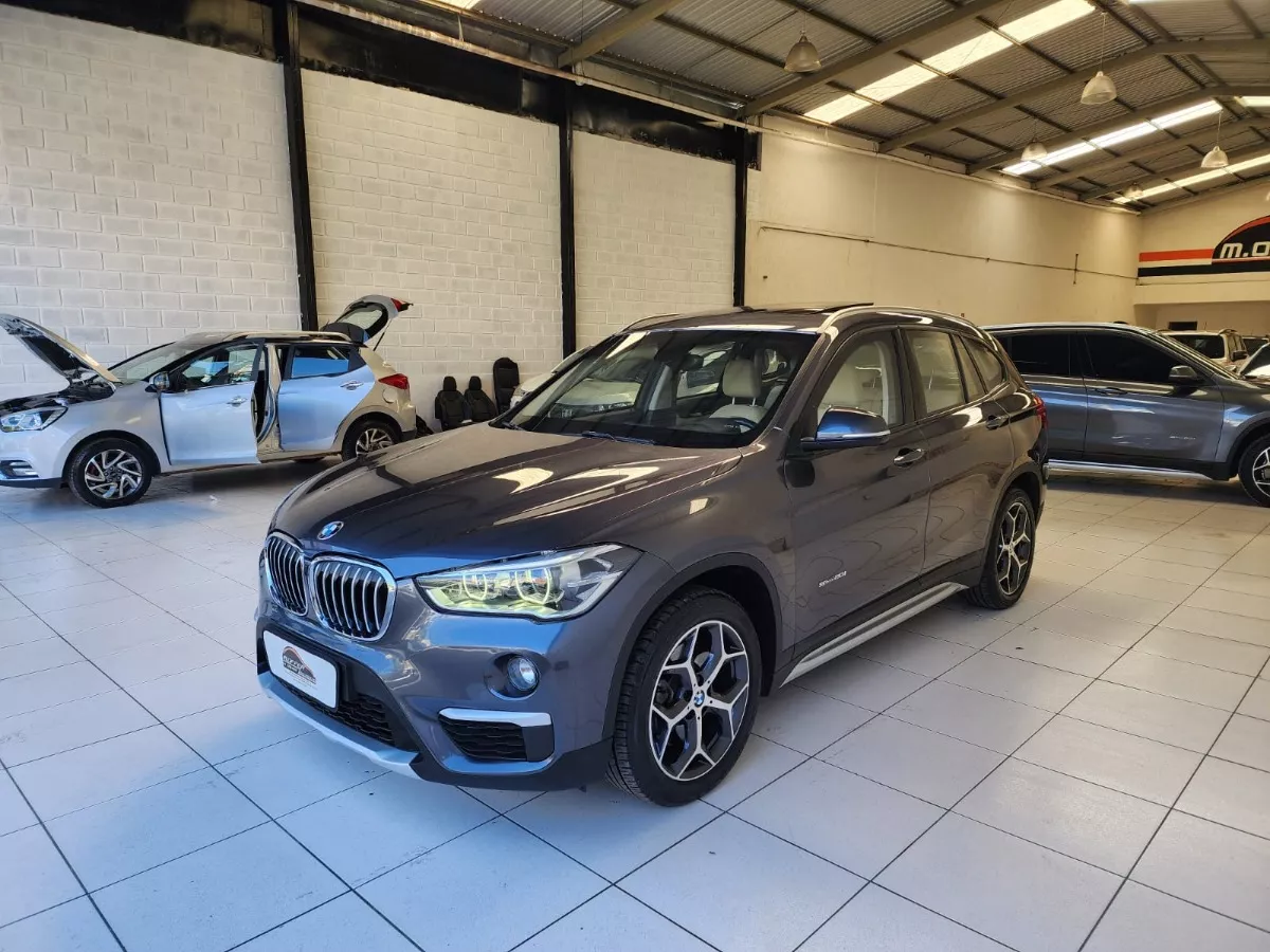 BMW X1 2.0 Sdrive20i X-line Active Flex 5p