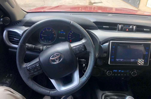 Toyota Hilux 2.8 Cd Srv Pack 177cv 4x2 2016