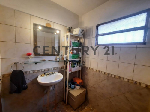 Imagen 22 de 28 de Venta Casa 4 Ambientes En Bella Vista
