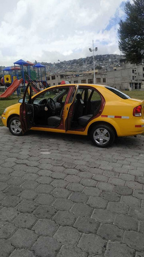 Chevrolet Aveo Family Motor 1.5 2014 Amarillo