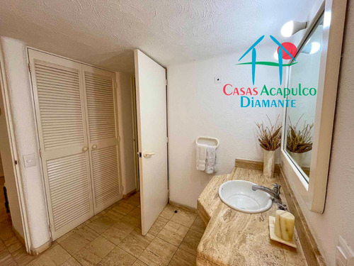 Cad Residencial Playamar Caoba 501. De Playa. Terraza Con Vista Al Mar