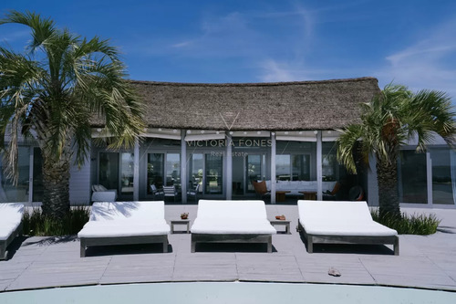 Espectacular Casa 5 Dormitorios En Suite, Laguna Jose Ignacio (ji033)