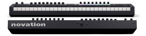 Teclado controlador Novation Launchkey 49 Mk4 de 49 teclas