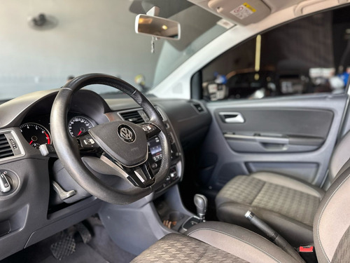 Volkswagen Fox 1.6 Comfortline Total Flex I-motion 5p