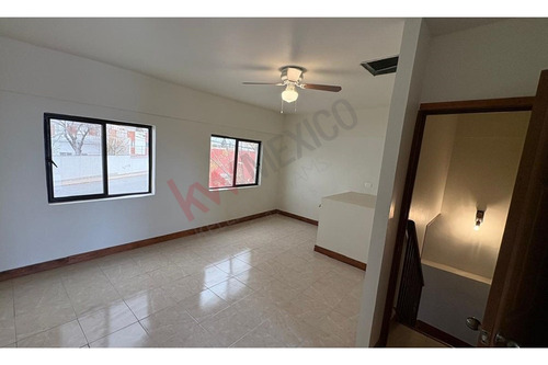 En Venta Gran Casa En Excelente Ubicación Céntrica
