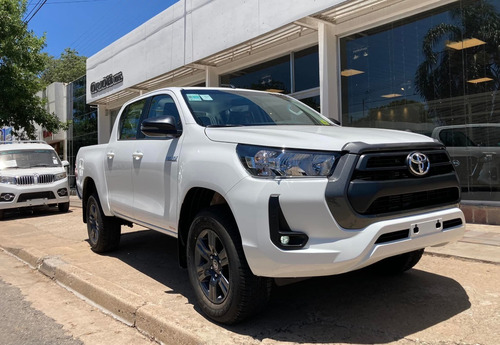 Imagen 13 de 15 de Toyota Hilux D/cabina 2.4 Tdi Sr 4x2 0km My2023