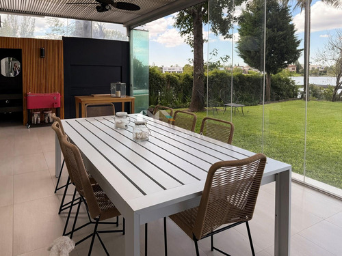 Casa En Venta Y Alquiler A La Laguna, Con 3 Dormitorios. Barrio Santa Bárbara, General Pacheco, Tigre.