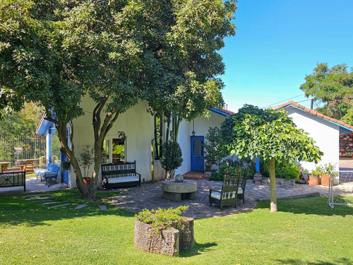Preciosa Casa Remodelada En El Arrayán