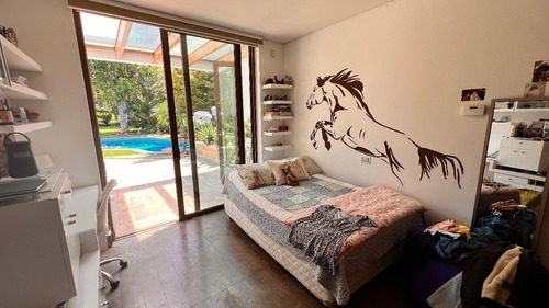 Regia Casa Con Gran Terreno Colindante Pwcc Y Pasos Grange