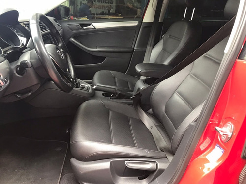 Imagen 8 de 14 de Volkswagen Jetta Sportline 2016