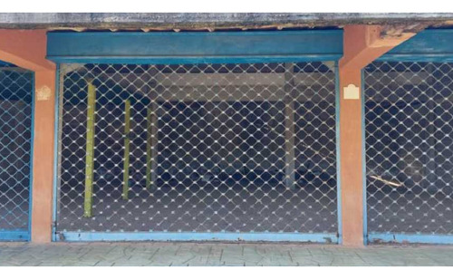 En Venta Dos Locales En Uno, Centro Comercial Brion, Higuerote