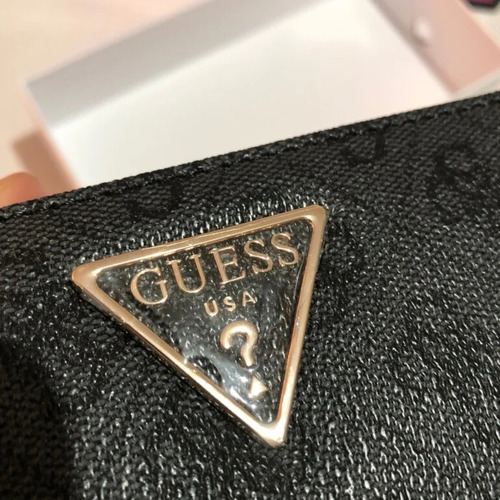 Cartera De Mujer Guess Gris Oscuro Logotipo
