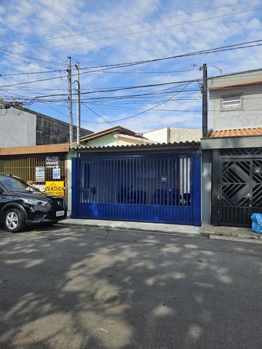 3 Casas No Terreno. Ótima Fonte De Renda Com Aluguéis