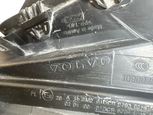 Farol Direito Led Xenon Volvo V40 12/19 Usado Original * (Usado)