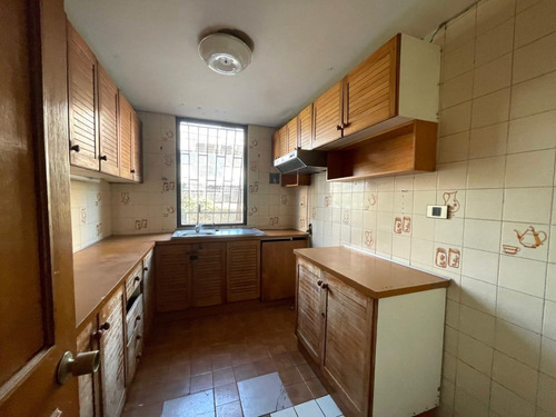 Clinica Alemana/ Manquehue Norte! Juan Xxii/ Townhouse!