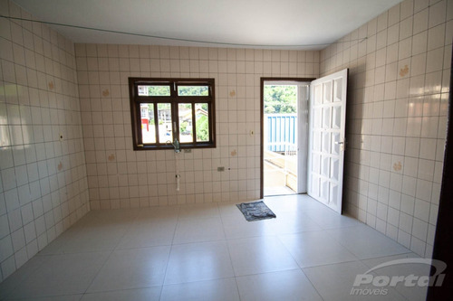Lojas Térrea Na Velha Com Área Total De 329,21 M² - 35711475l