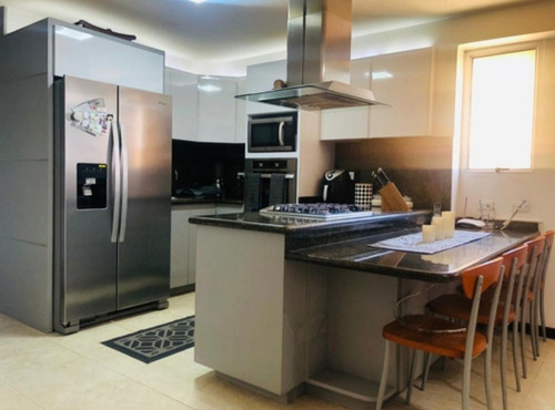 Imagen 3 de 7 de Venta De Apartamento Lecheria Villa Sol