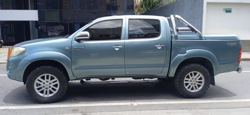 Imagen 2 de 12 de Toyota Hilux 2010