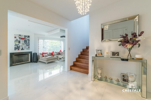 Imagen 6 de 30 de Excelente Casa 2 Plantas, 4 Dormitorios En Venta, Piscina, Parque - Cadaques (funes Hills)