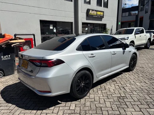 Toyota Corolla 1.8 Seg hybrid