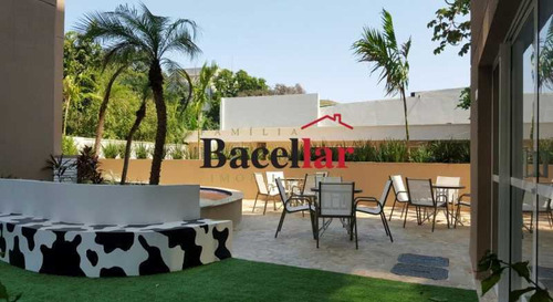 Imagem 1 de 13 de Apartamento-locação-praça Seca-rio De Janeiro - Riap20486