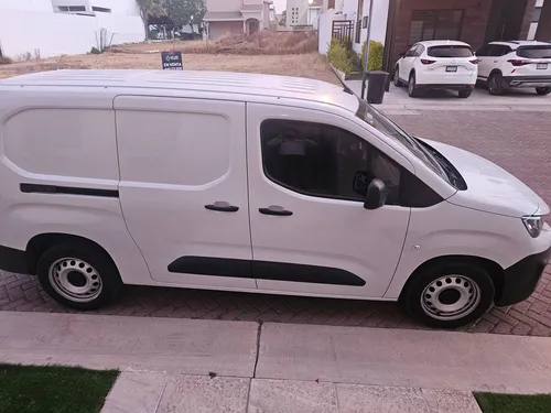 Peugeot Partner 1.2T Puretech Maxi