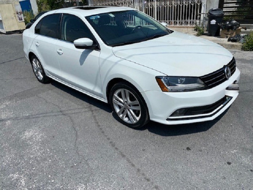 Imagen 3 de 10 de Volkswagen Jetta Sport 201 Blanco