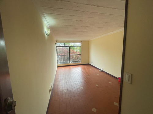 Venta De Apartamento De 64mt2, Altos De Bartolomé,11046.a