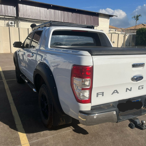 Ford Ranger 3.2 Limited Cab. Dupla 4x4 Aut. 4p