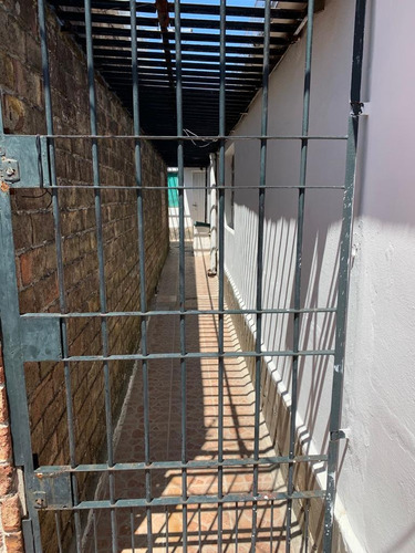 Casa Muy Segura 2 Dormitorios, Muy Luminosa Dueño Alquila
