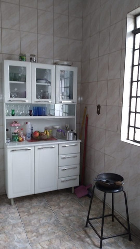 Imagem 8 de 18 de Excelente Oportunidade Para Investidor, Um Lote Com 3 Casas No Bairro Sagrada Família - 16401