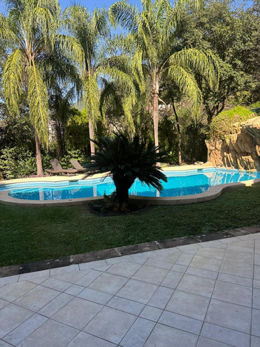 Casa En Renta En Colonia Bosques De Las Misiones Sector Encino, Santiago, Nuevo León