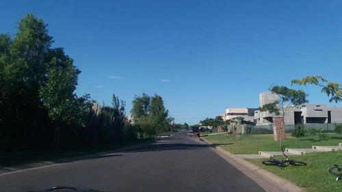 Imagen 5 de 10 de Venta - Terreno - Barrio San Benito - Dique Lujan - Tigre