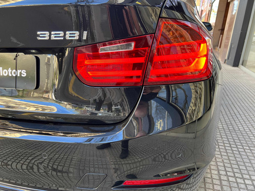 BMW Serie 3 2.0 328i Sedán Sport 245cv