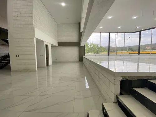 Local En Arriendo En Barrio Blanco. Cod A25696