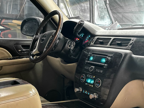 GMC Yukon 6.2 C Denali 403 Hp 4x4 At