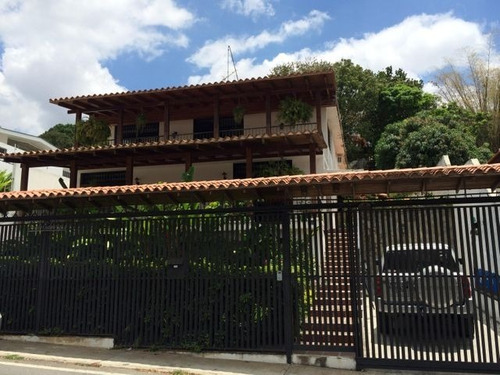 Bella Y Amplia Casa En Venta Prados Del Este Caracas 20-16962