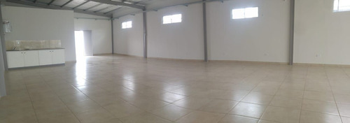 Imagen 2 de 9 de Local Comercial En Alquiler Ubicado En Novaterra