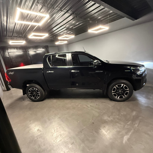 Toyota Hilux Pick-Up 2.8 Cd Srx 204Cv 4X4 At