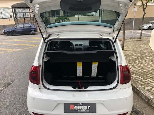 Volkswagen Fox Highline 1.6 Completo Total Flex