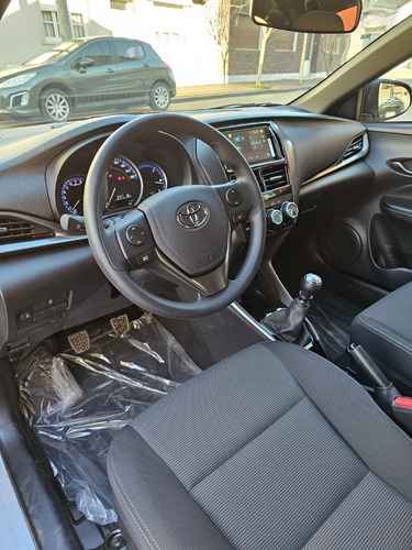 Toyota Yaris 1.5 107cv Xs