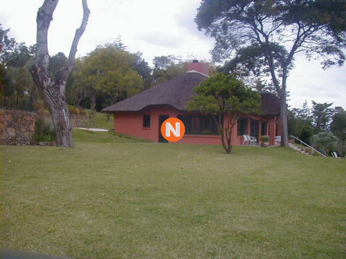 Casa En Venta, Solanas, Punta Ballena, 7 Dormitorios.- Ref: 205650