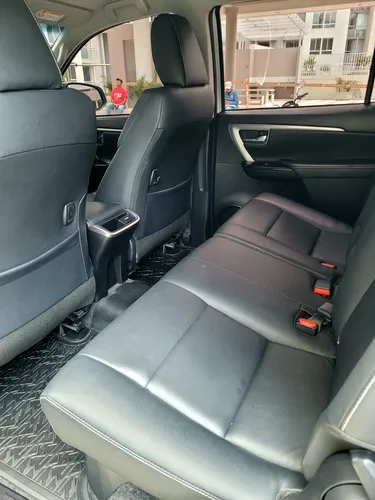 Toyota Fortuner Srv Turbodiesel 4x2 Automática 7 Puestos